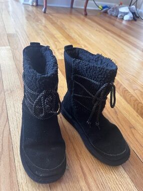 Koolaburra Kids Black Faux Fur Lined Winter Boots